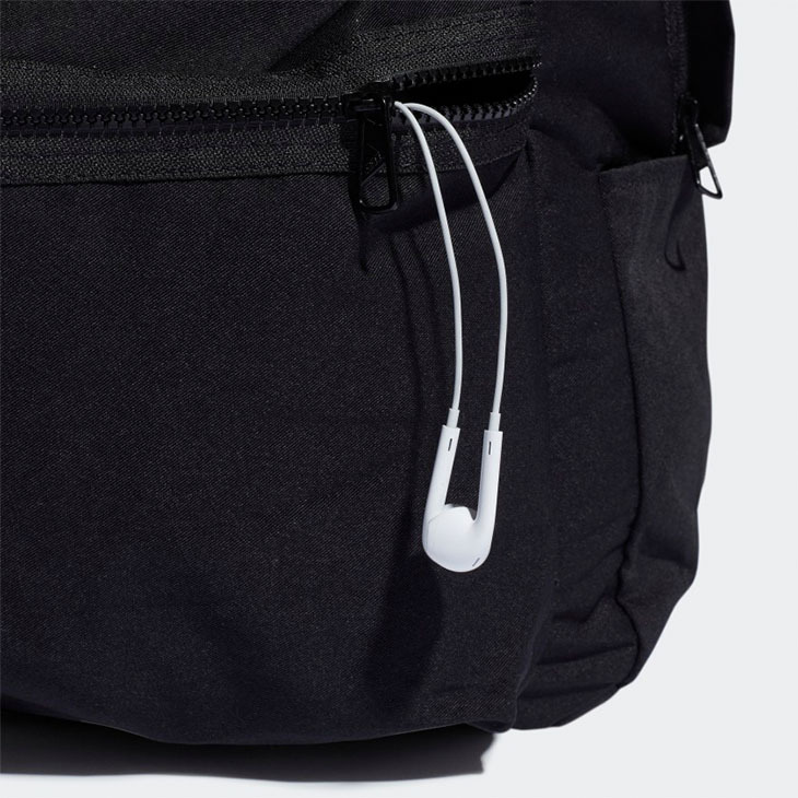 adidas グラフィックプリント リュック 25L 71cwcApyJgL._SY350_QL65_.jpg