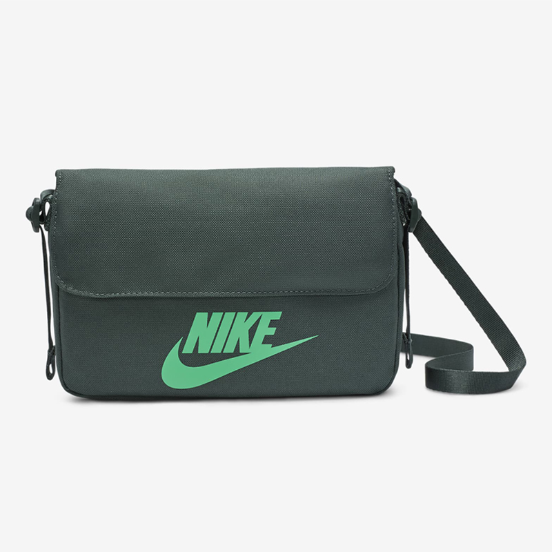 新品 Nike プリント ショルダーバッグ（レディース）HJ3659-474 新品 Nike プリント ショルダーバッグ（レディース）HJ3659-474