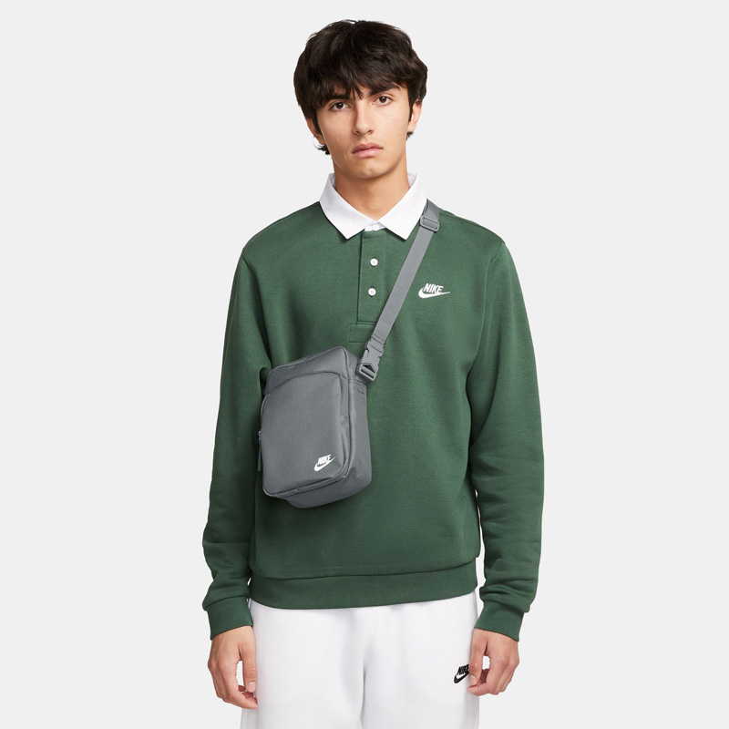 ナイキ ショルダーバッグ NIKE クロスボディバッグ (10L) 鞄 ナイキ ショルダーバッグ NIKE クロスボディバッグ 鞄 (Nike