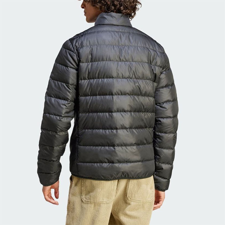 新品　アディダス　エッセンシャルズ　メンズ　ライトダウン　ジャケット adidas（アディダス） ダウンジャケット メンズ アウター
