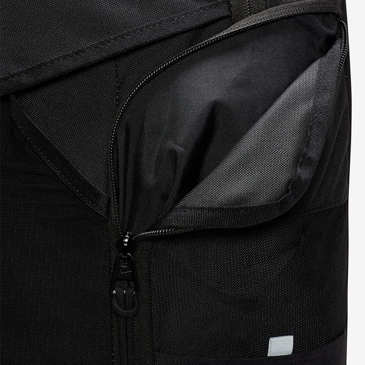 NIKE ナイキ リュックサック 30L バッグ メンズ レディース