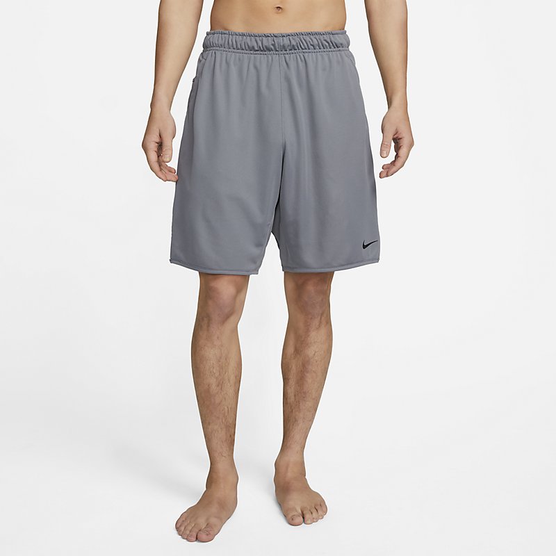 けん310様専用】Nikeハーフパンツ& Oakleyストレッチパンツの