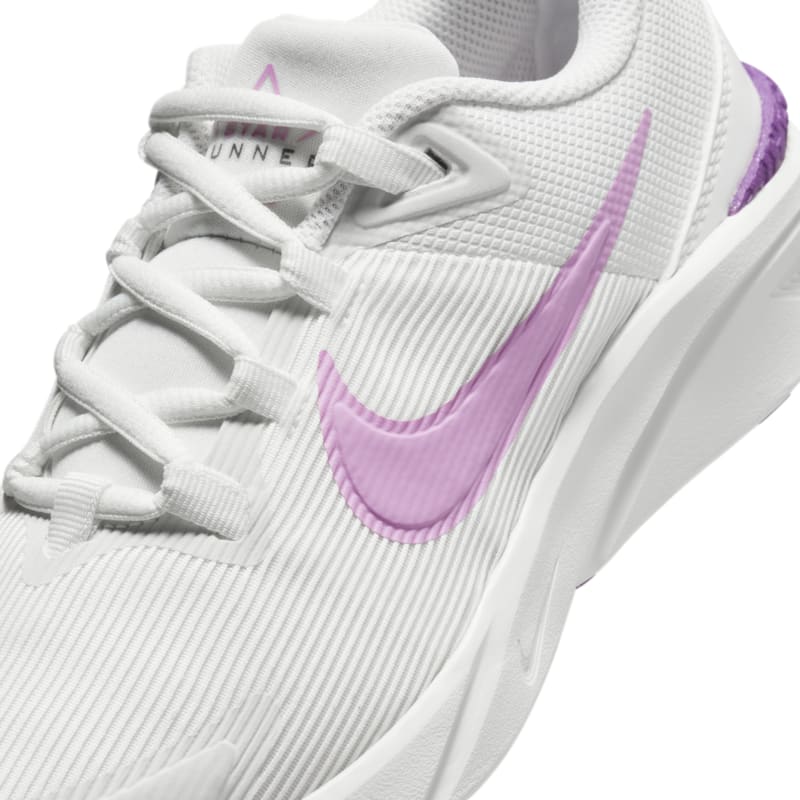 NIKE ナイキ ジュニア スニーカー 子供靴 22.5-25cm ランニング