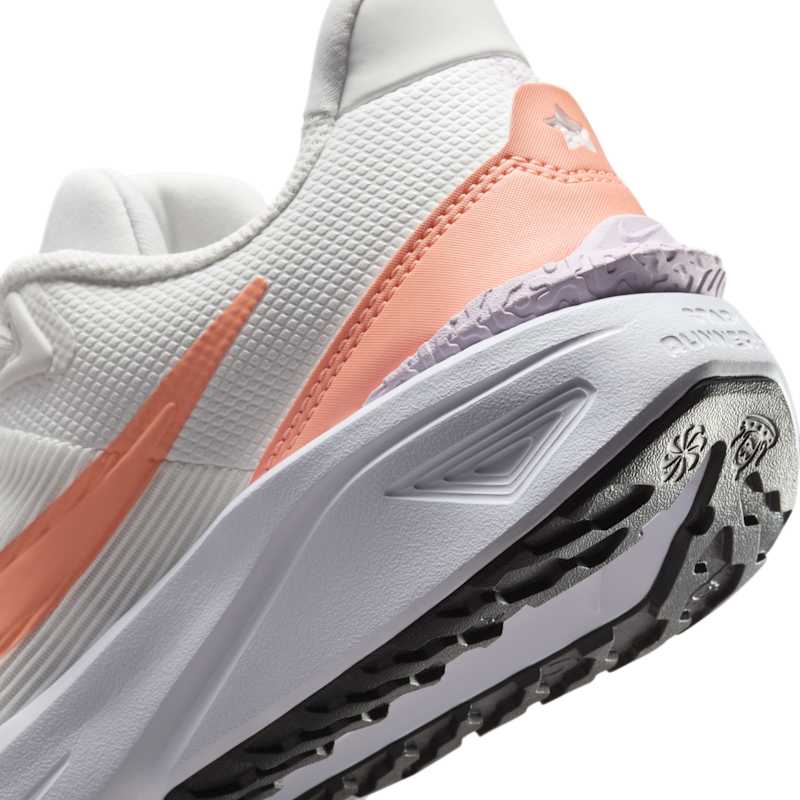 NIKE（ナイキ） ジュニア スニーカー 子供靴 22.5-25cm ランニング