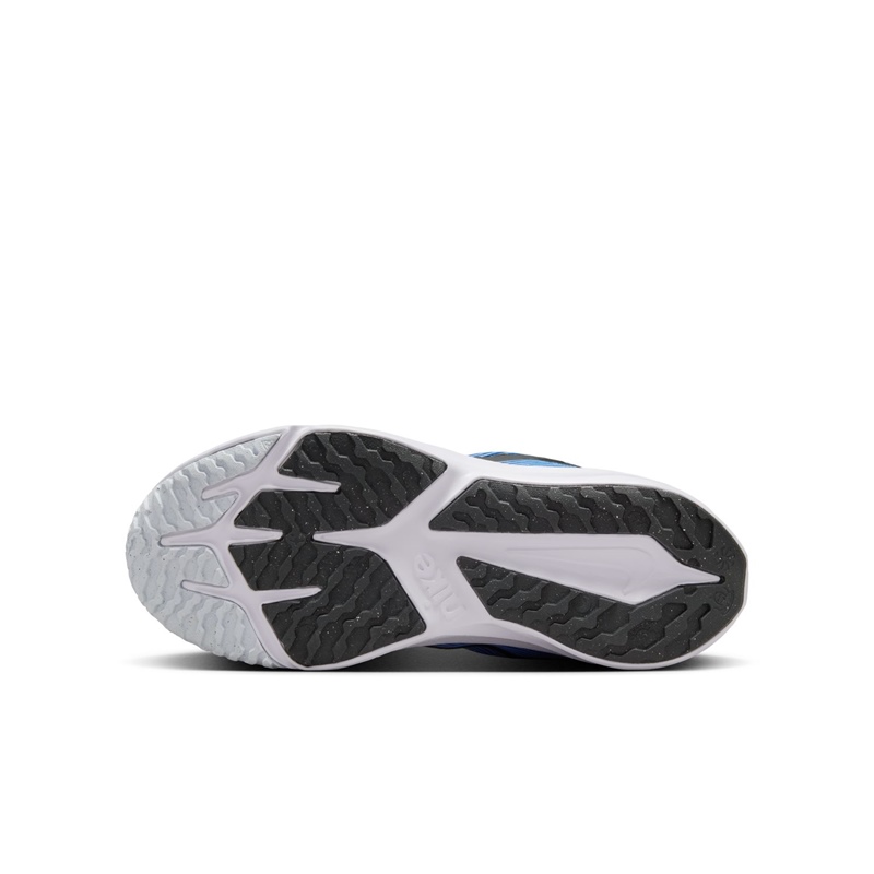 NIKE（ナイキ） ジュニア スニーカー 子供靴 22.5-25cm ランニング