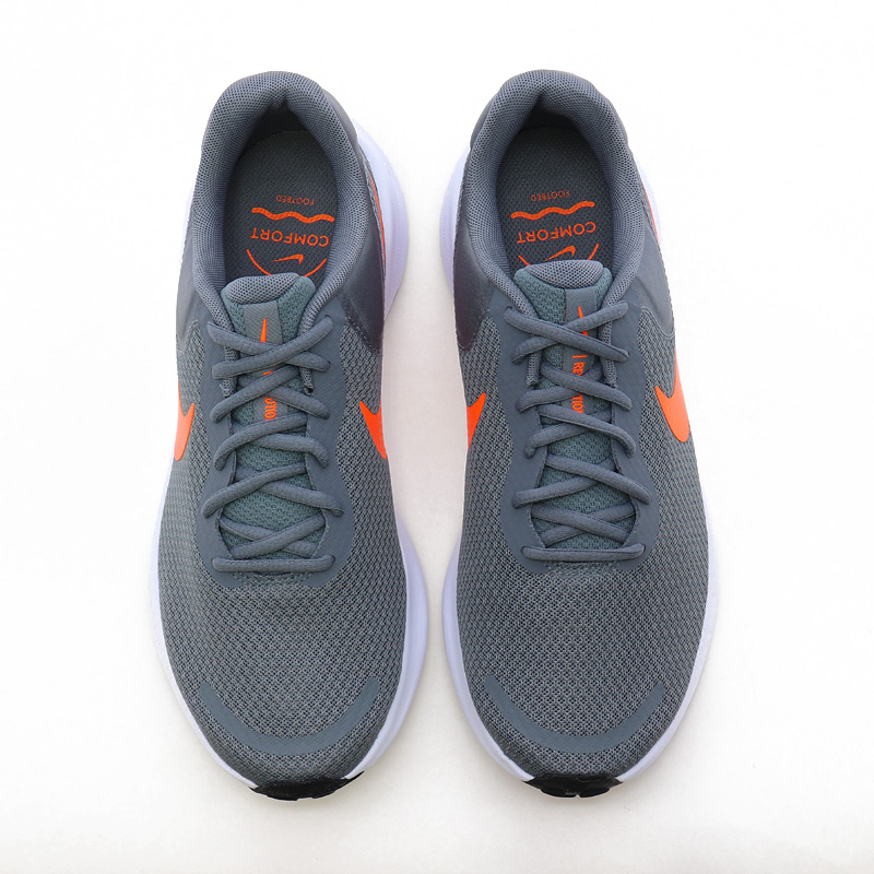 NIKE☆ランニングウェア　オレンジ×グレー　Mサイズ（美品☆） NIKE☆ランニングウェア オレンジ×グレー Mサイズ（美品