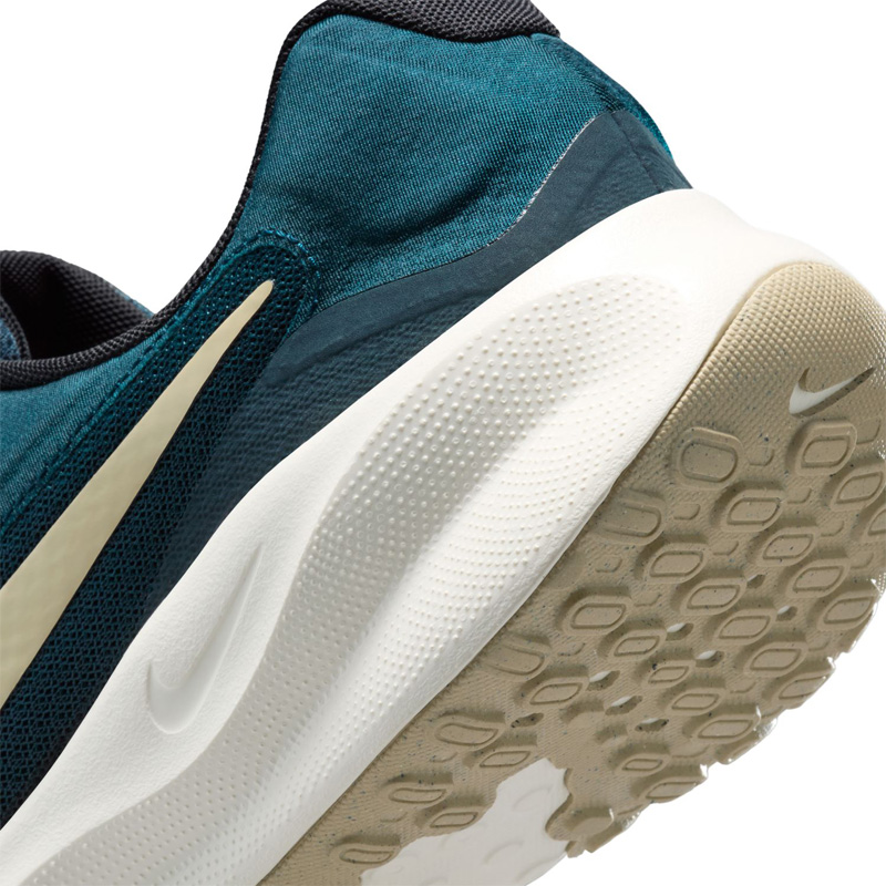 NIKE ナイキ ランニングシューズ メンズ レボリューション 7