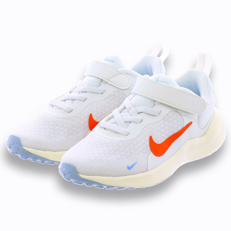 #子どもの成長はやい　超希少　NIKE　子供用スニーカー20センチ NIKE ナイキ ジュニア ランニングシューズ 20-25cm ひも靴