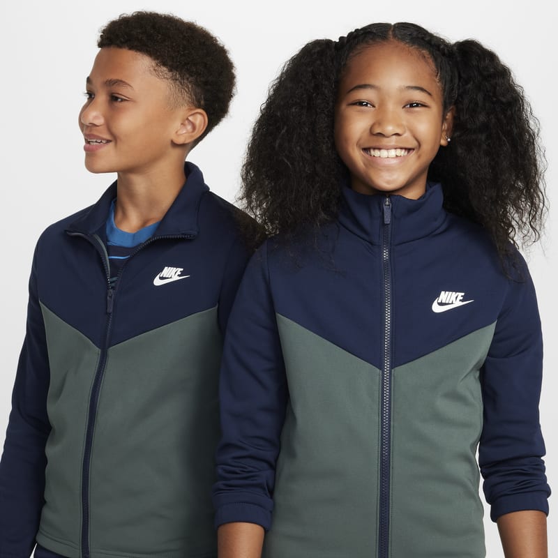 NIKE ナイキ キッズ 中綿ジャケット ジュニア 130-170cm 子供服