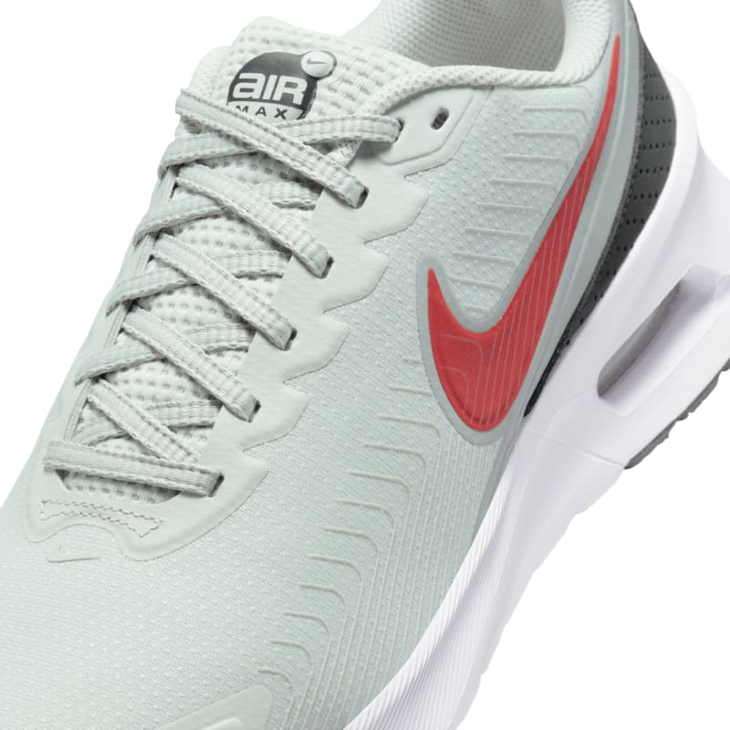 NIKE（ナイキ） スニーカー メンズ NIKE AIR MAX NUAXIS エア マックス