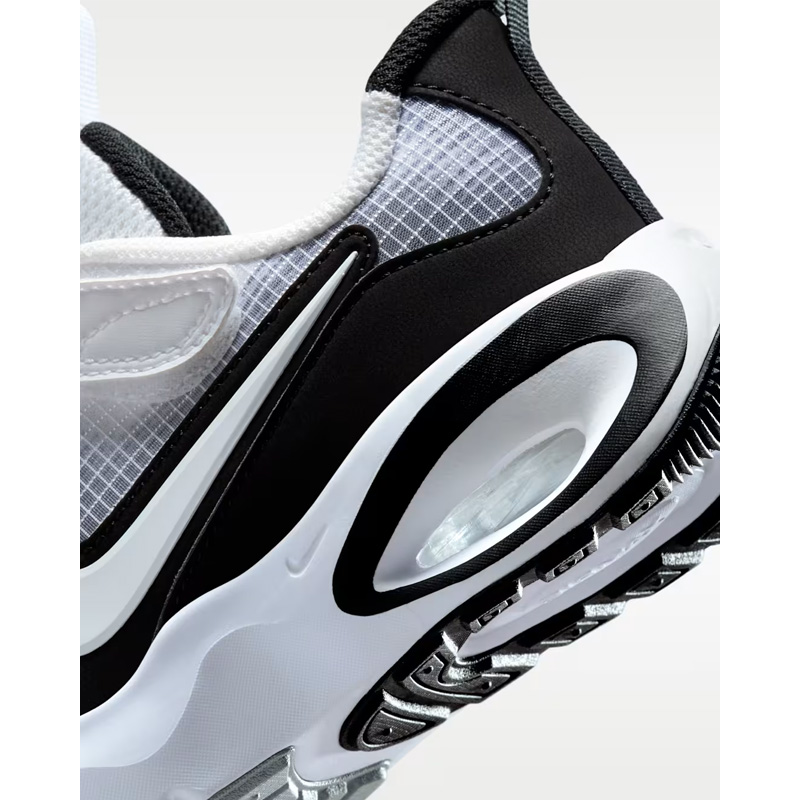 NIKE（ナイキ） キッズ ジュニア スニーカー エア マックス ノヴァ