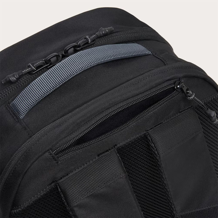 Amazon.com | Oakley Men's-Link Backpack, Black Multicam, One