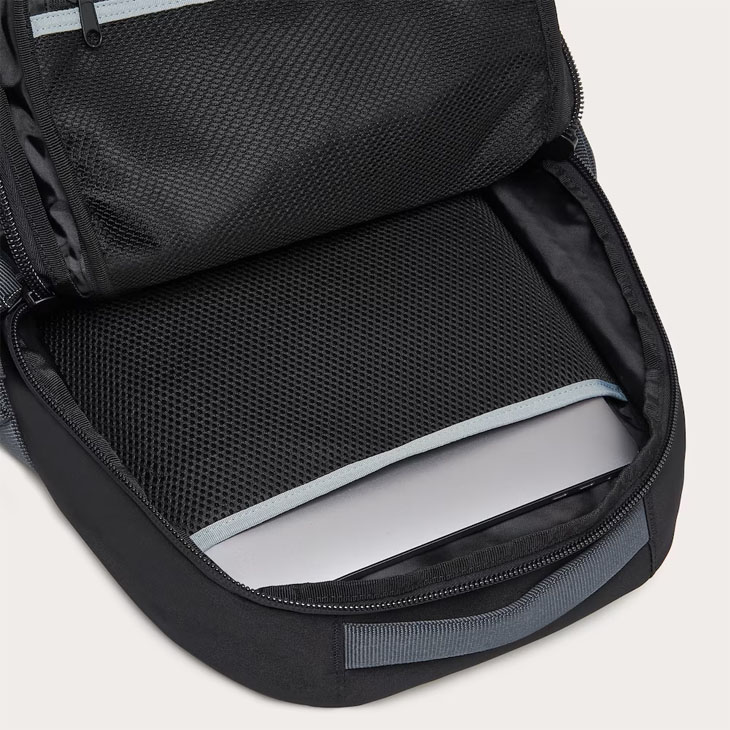 OAKLEY オークリー リュックサック デイバッグ 23L バッグ