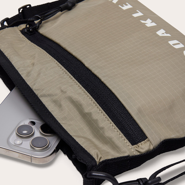 OAKLEY（オークリー） ショルダーバッグ メンズ レディース OAKLEY