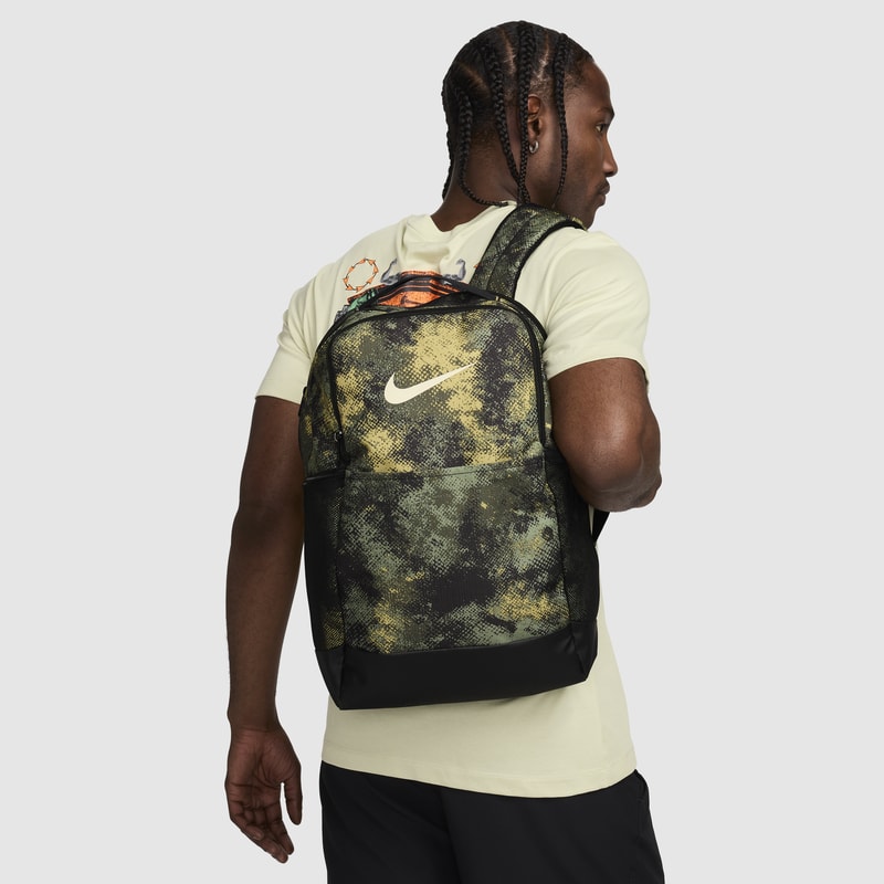 NIKE ナイキ リュックサック 約24L メンズ レディース