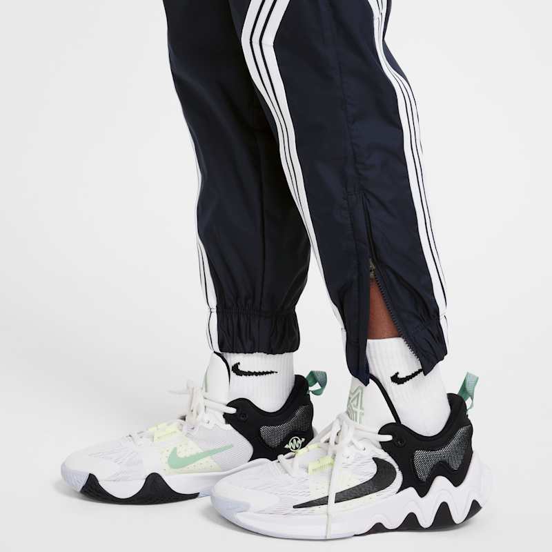 NIKE ナイキ キッズ ウィンドブレーカーパンツ 140-160cm 子供服 YTH