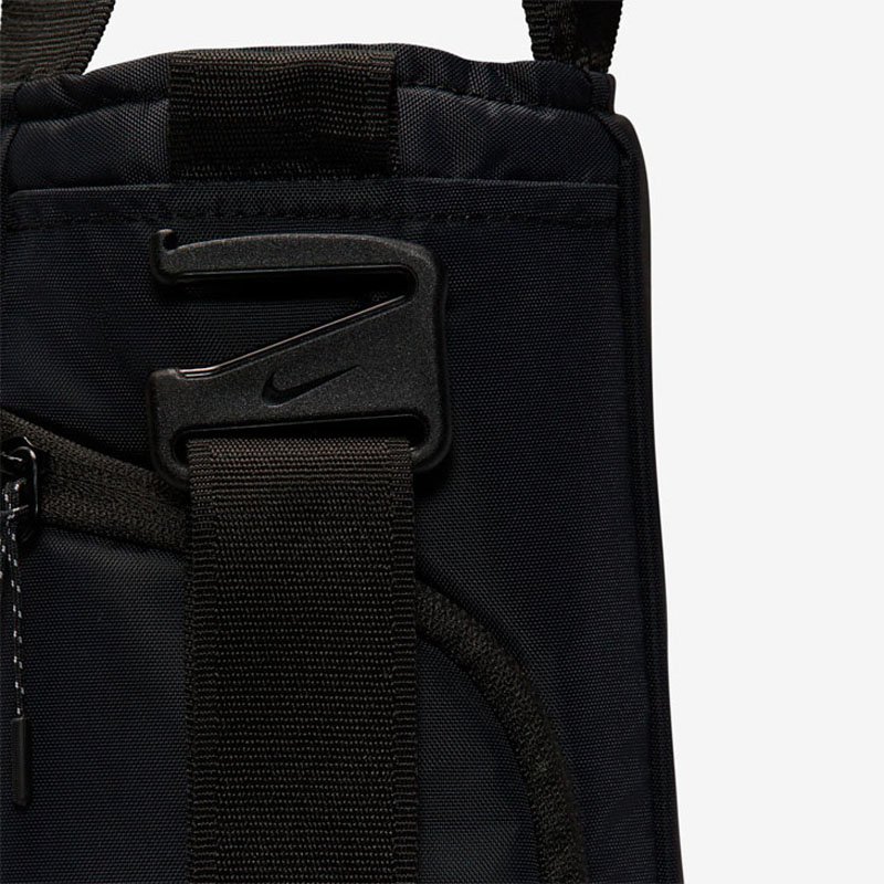 NIKE（ナイキ） トートバッグ 20L メンズ レディース かばん スポーツ