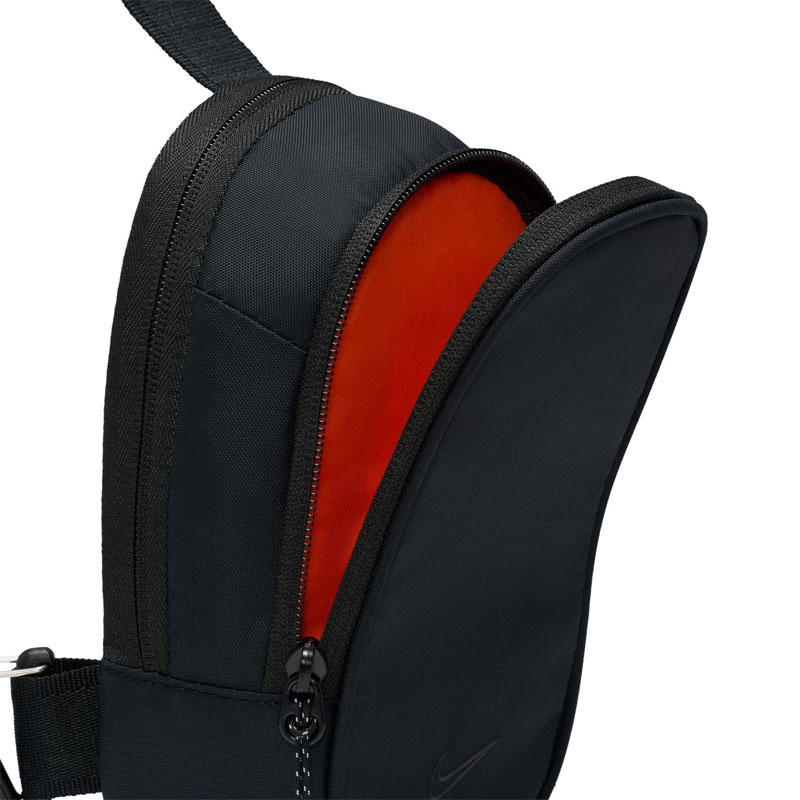 NIKE（ナイキ） ボディバッグ 1L メンズ レディース NIKE NSW