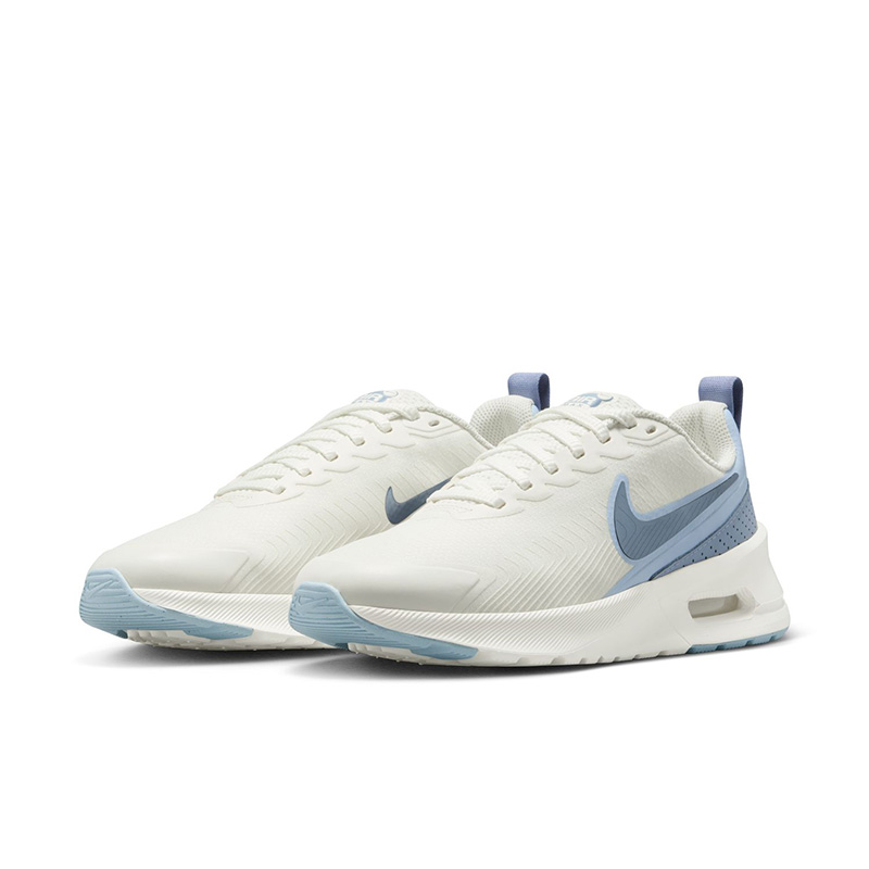 NIKE（ナイキ） スニーカー レディースシューズ エア マックス ニュ