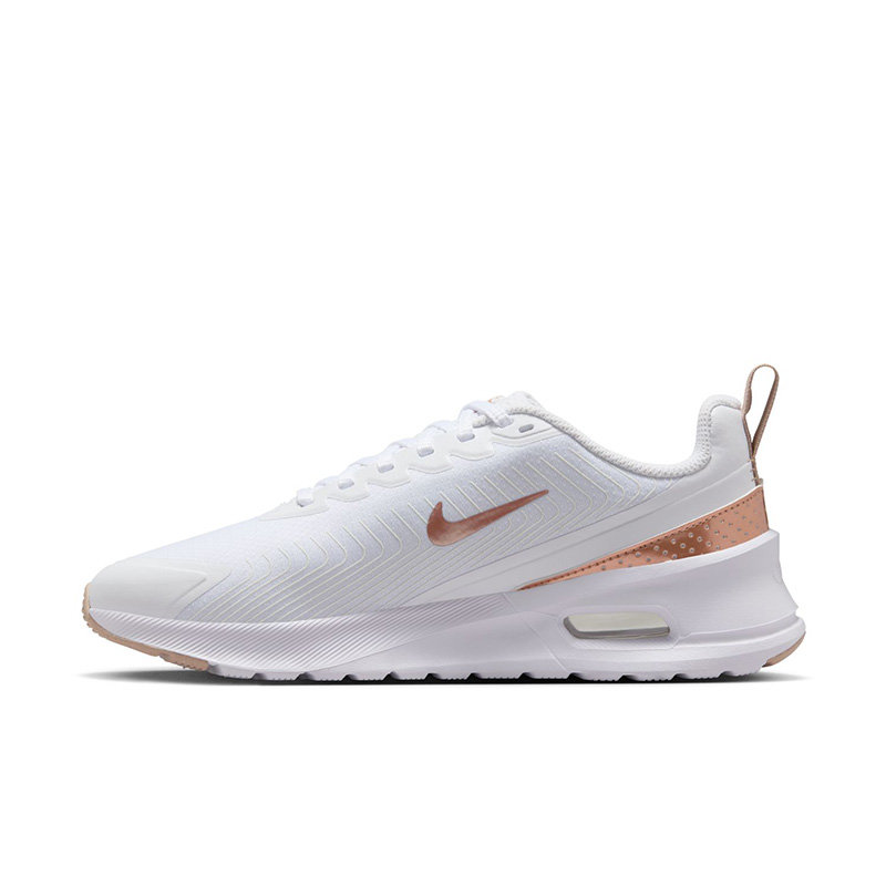 NIKE（ナイキ） スニーカー レディースシューズ エア マックス ニュ