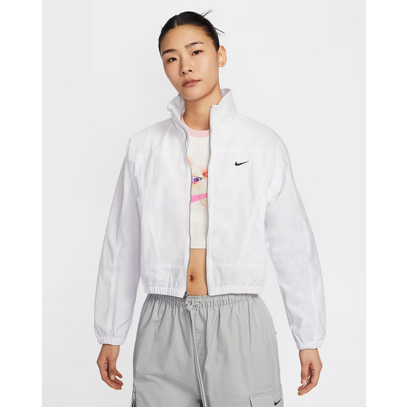 NIKE ナイロンジャケット ショート丈 NIKE ナイキ ナイロン ジャケット クロップド丈 レディース
