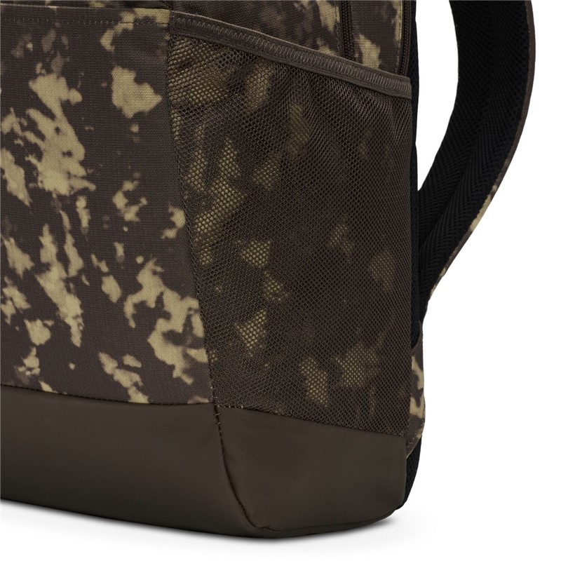 NIKE（ナイキ） リュックサック 24L メンズ レディース ブラジリア