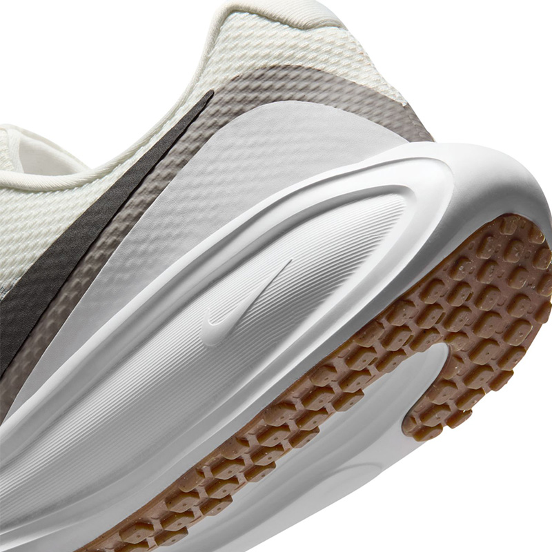 NIKE（ナイキ） ランニングシューズ メンズ レボリューション 8