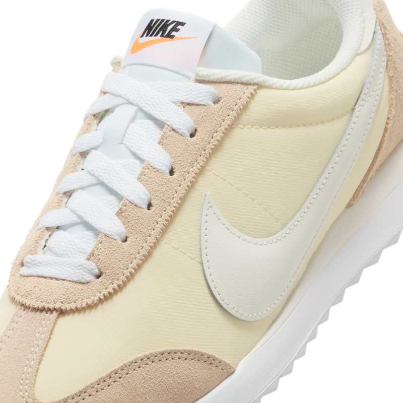 NIKE（ナイキ） スニーカー レディース シューズ NIKE WMNS