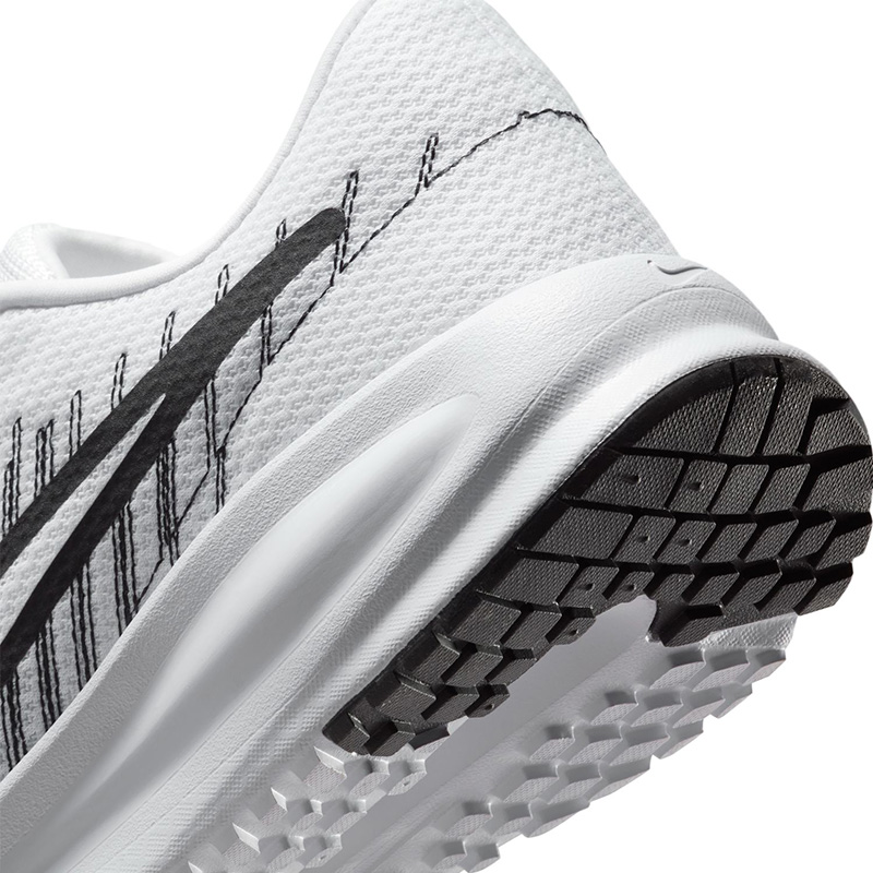 NIKE（ナイキ） メンズ ランニングシューズ ラン デファイ ジョギング