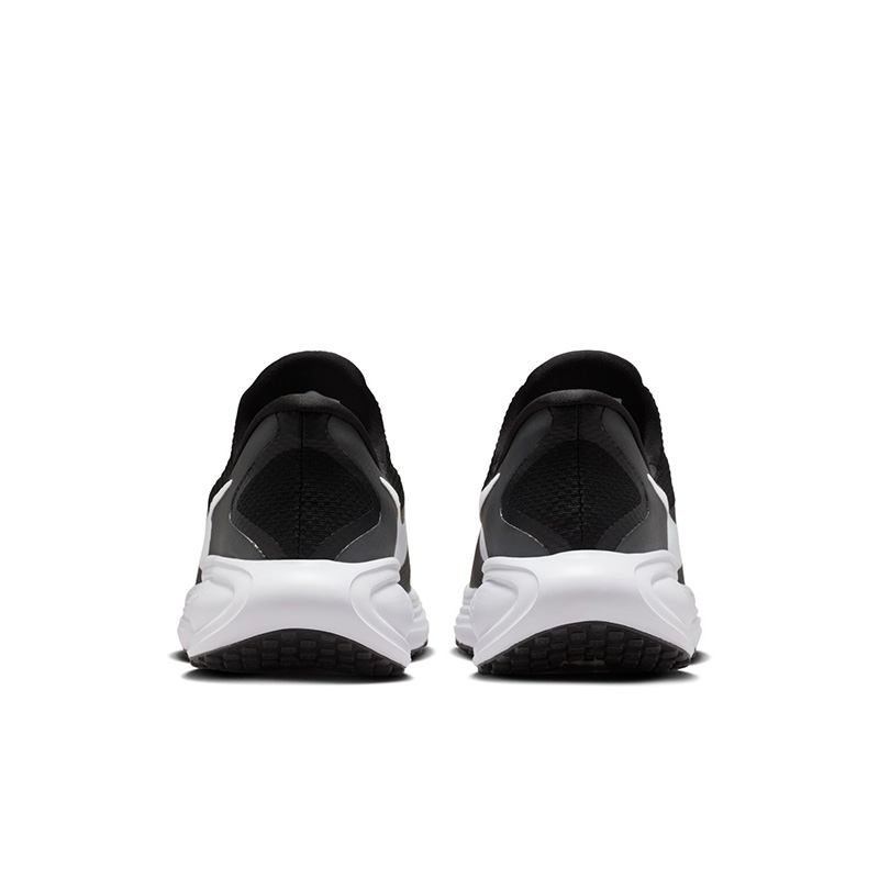 NIKE（ナイキ） 手を使わずにサッと履ける ランニングシューズ メンズ