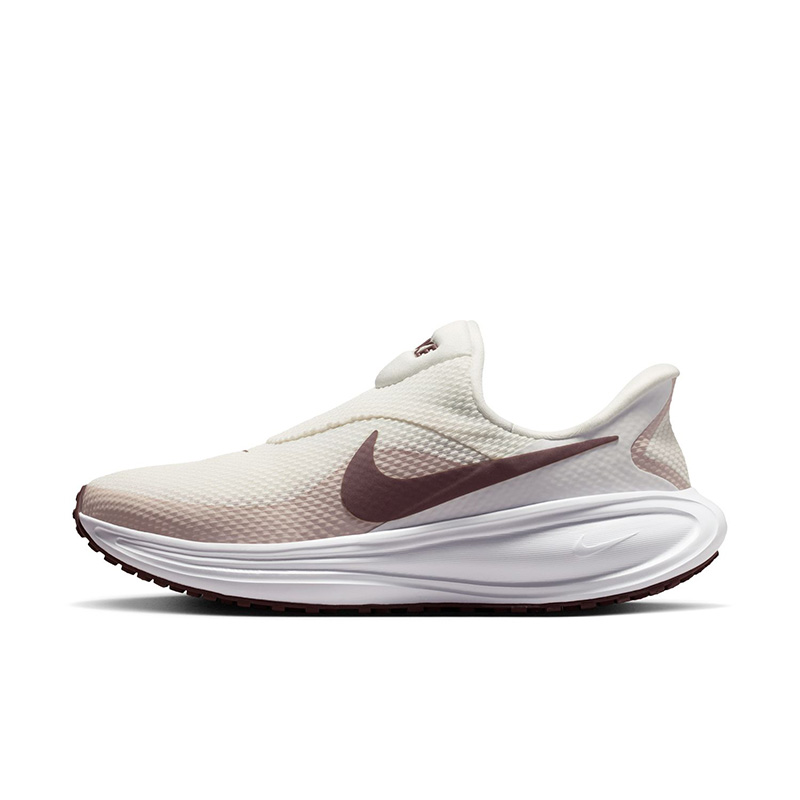NIKE（ナイキ） 手を使わずにサッと履ける ランニングシューズ