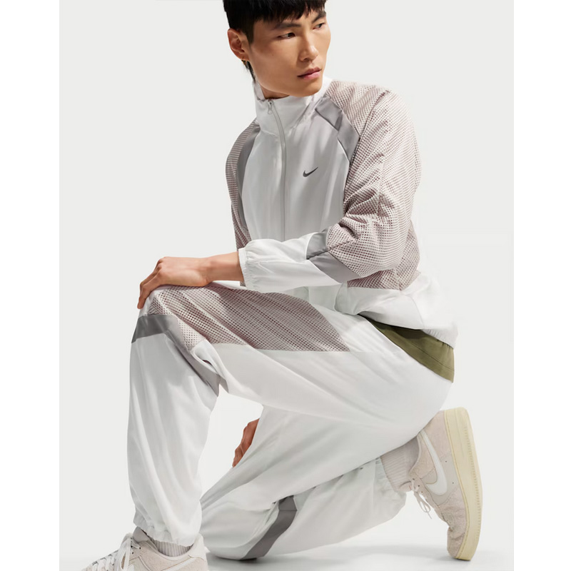 NIKE（ナイキ） ウィンドブレーカー メンズ ウーヴン アイコン