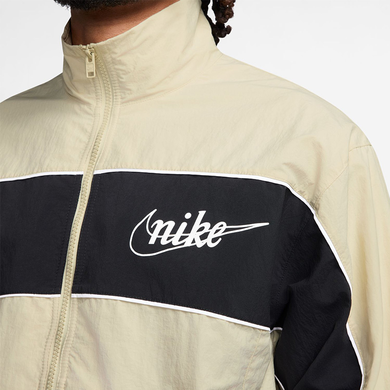 ナイキ　ウインドブレーカー 裏メッシュ 長袖 レディース　XLサイズ NIKE - ナイキ ウインドブレーカー 裏メッシュ 長袖 レディース XL