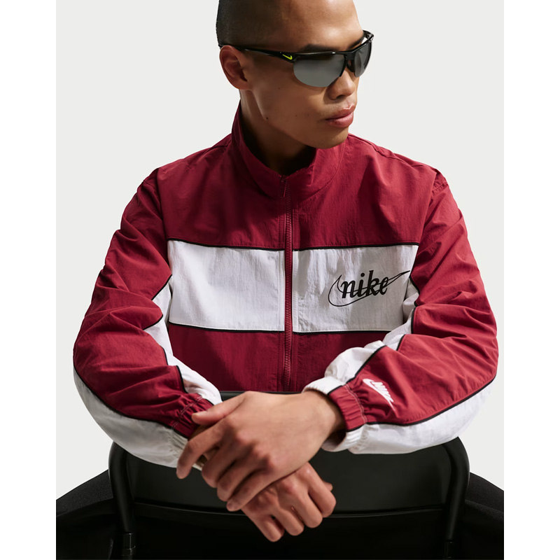 ナイキ  メンズ  ウインドブレイカー NIKE（ナイキ） ウィンドブレーカー メンズ NIKE CLUB ライトウェイト
