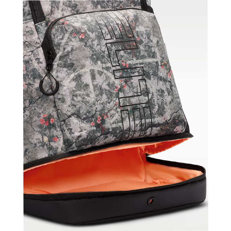 NIKE（ナイキ） リュックサック 32L メンズ レディース 鞄 バーシティ