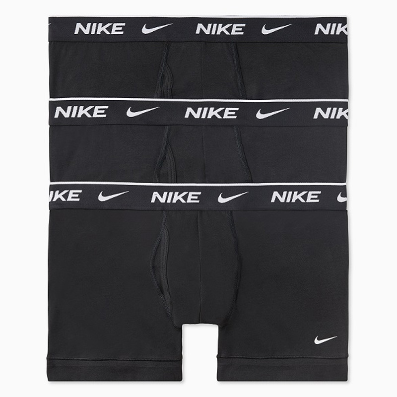 Nike ナイキ　試着のみタグ無し　S　プリーツスカート アンダーパンツ付き NIKE（ナイキ）の「＜NIKE（ナイキ）＞ SW TERRY SRT/ショート