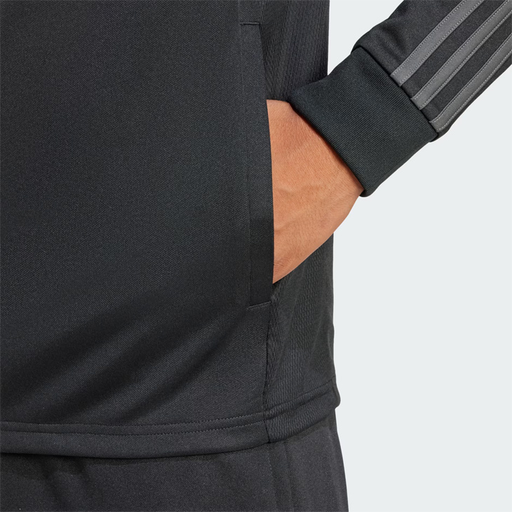 adidas 未使用品 アディダス セットアップ 上下 ジャージ 長袖