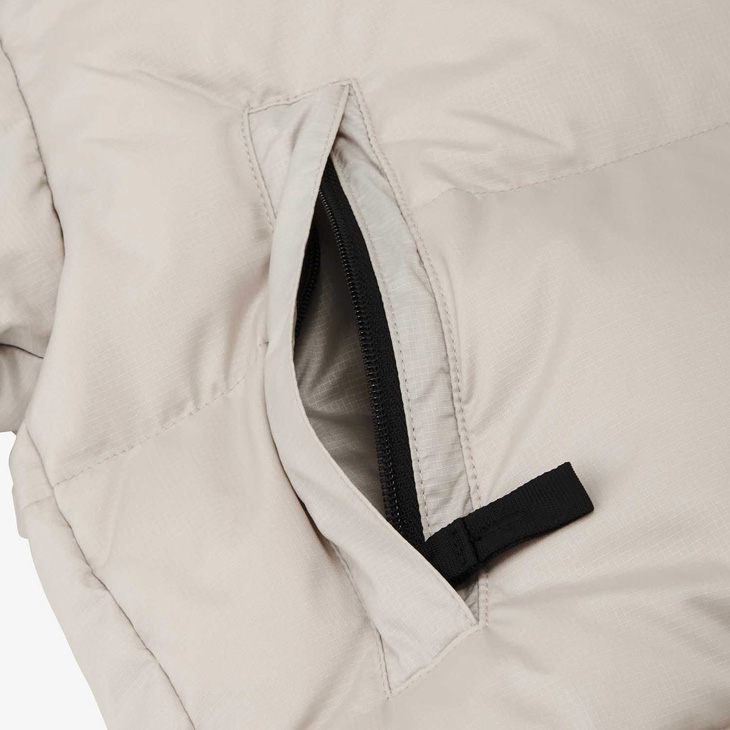 THE NORTH FACE（ザ ノースフェイス） ガールズ ダウンジャケット
