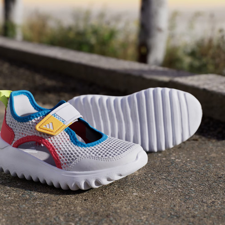 【ACQUA様】キッズ用 adidas（アディダス） キッズ ジュニア サマーシューズ adidas