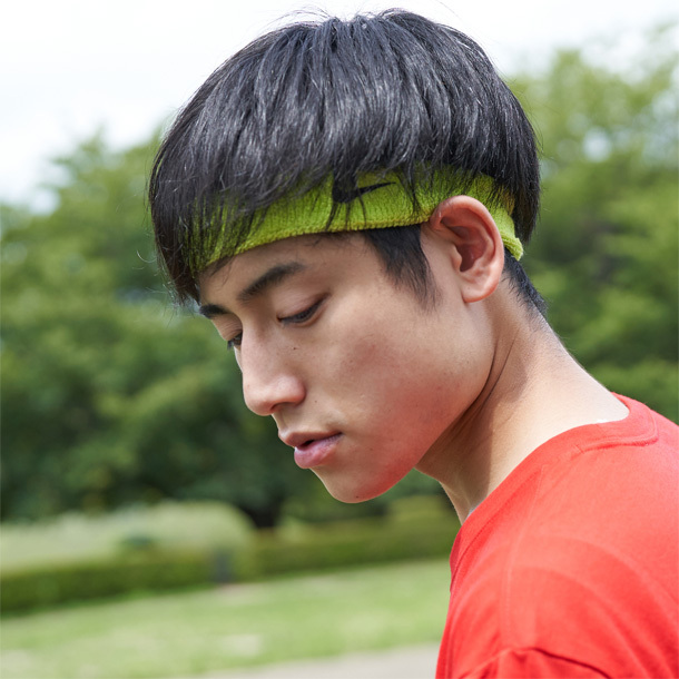 グリーン１本 匿名配送 ナイキヘッドバンドヘアバンド 汗止め NIKE