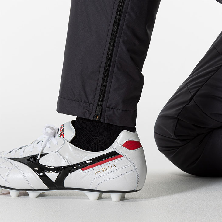 ミズノモレリア　シャツパンツ新品Ｍサイズ MIZUNO ミズノ メンズ 中綿パンツ mizuno モレリア パデッド