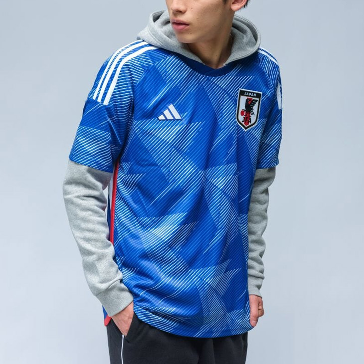adidas日本代表 半袖ユニホーム&キリンサッカー大容量斜め掛けバッグ