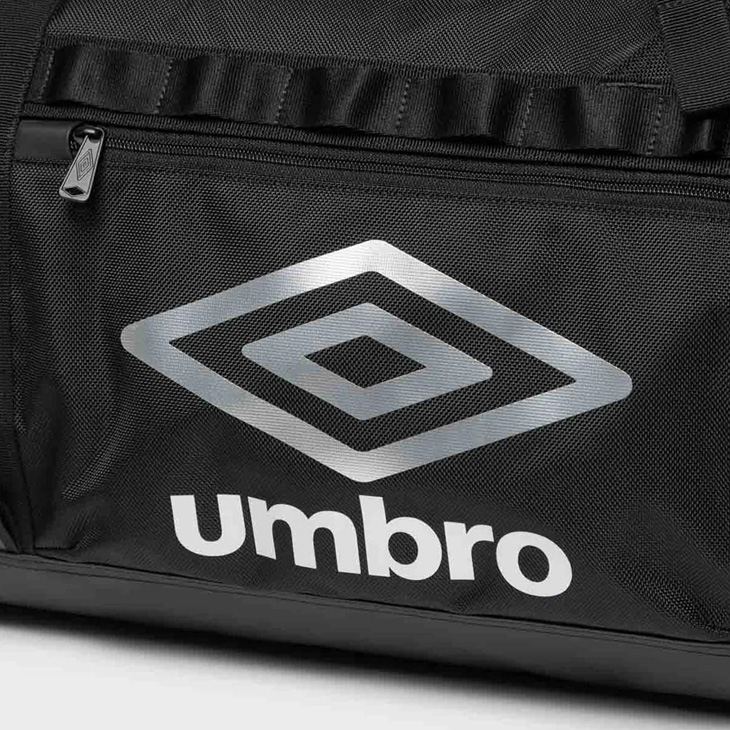 【未使用】フォーリミ umbro XLサイズ タグ付き 即日発送 umbro（アンブロ） スポーツバッグ 40L UMBRO クローゼットバッグ