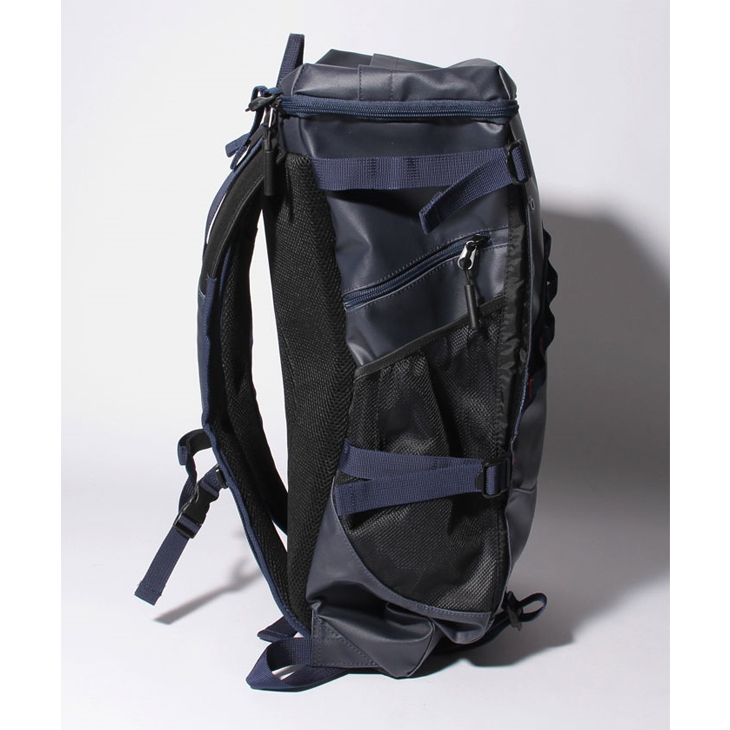 UMBRO - 【新品・未使用】アンブロ　サッカーバック　37L umbro リュック バックパック Mサイズ 約37L/umbro アンブロ 消