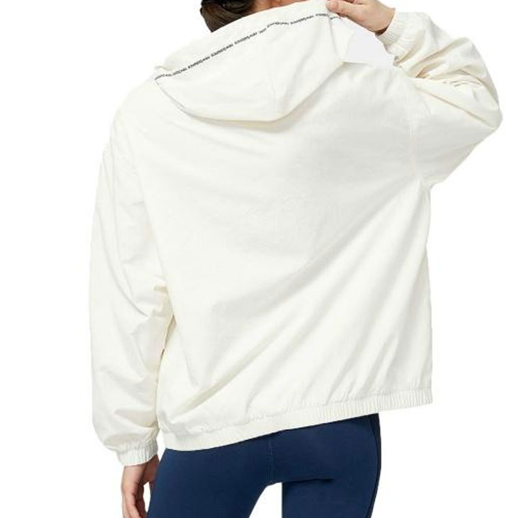 New Balance（ニューバランス） ウィンドブレーカー 上下 レディース