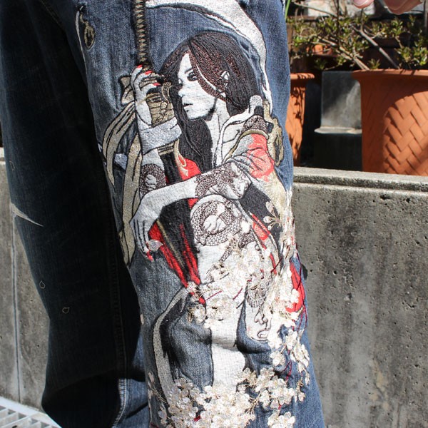 本州送料無料】【抜刀娘272204】和柄刺繍ジーンズ抜刀娘ジーパン 結愛