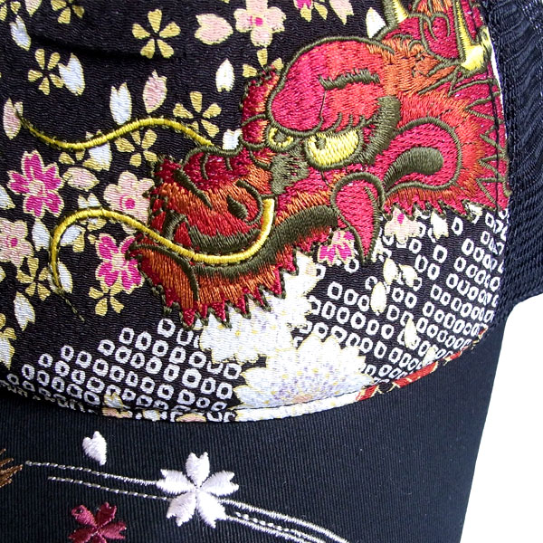 ✅y2k 和柄 刺繍 餓者髑髏 スカル サテン トラッカー メッシュ キャップ ✓y2k 和柄 刺繍 餓者髑髏 スカル トラッカー メッシュ キャップ