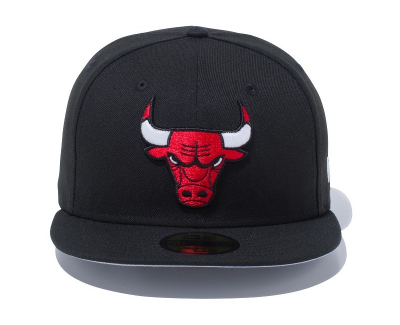 シカゴ・ブルズ キャップ 黒/赤 59FIFTY NBA Two-Tone Hoops シカゴ・ブルズ | ニューエラ