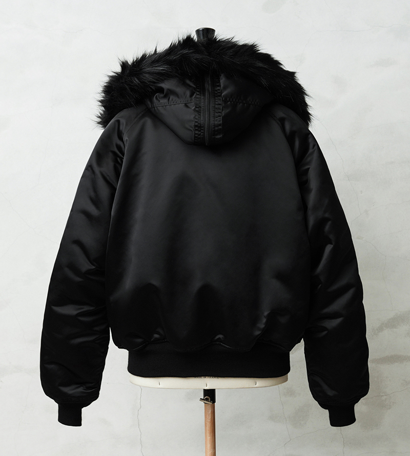 Alpha Industries（アルファ・インダストリーズ） ALPHA アルファ