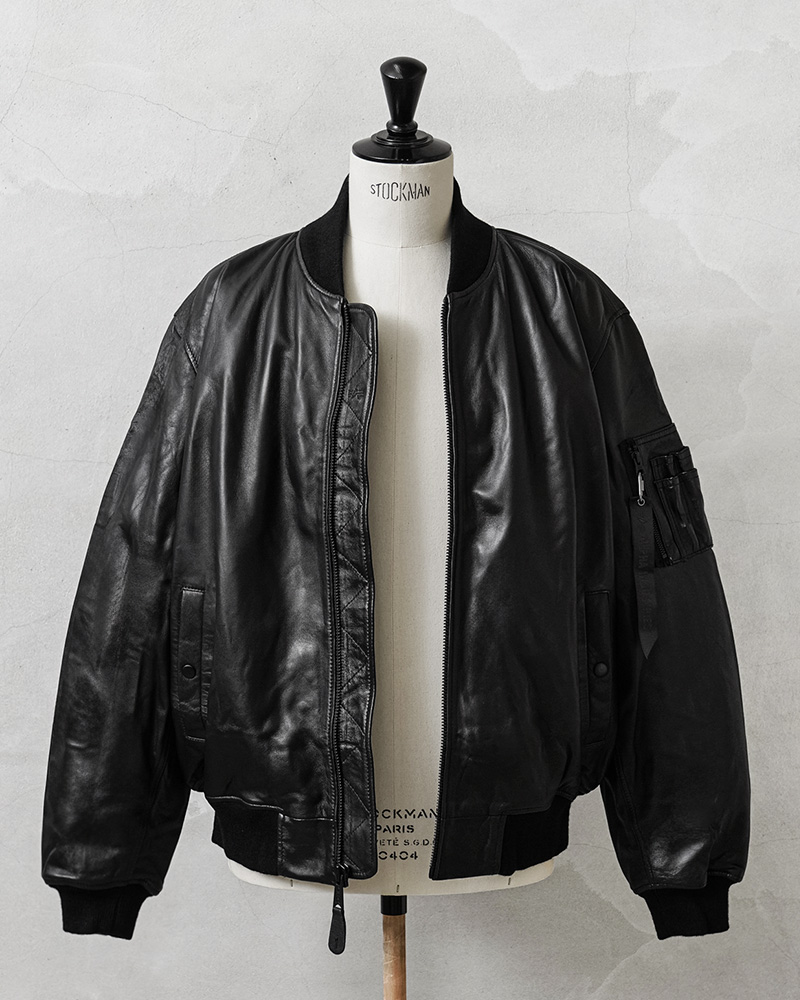 アルファ Alpha Industries（アルファ・インダストリーズ） ALPHA アルファ